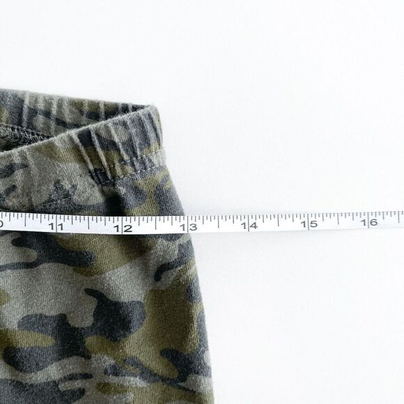 Roots Women's Camo Print Elastic Waist Mid-Rise Cropped Leggings Green Small - Picture 7 of 9